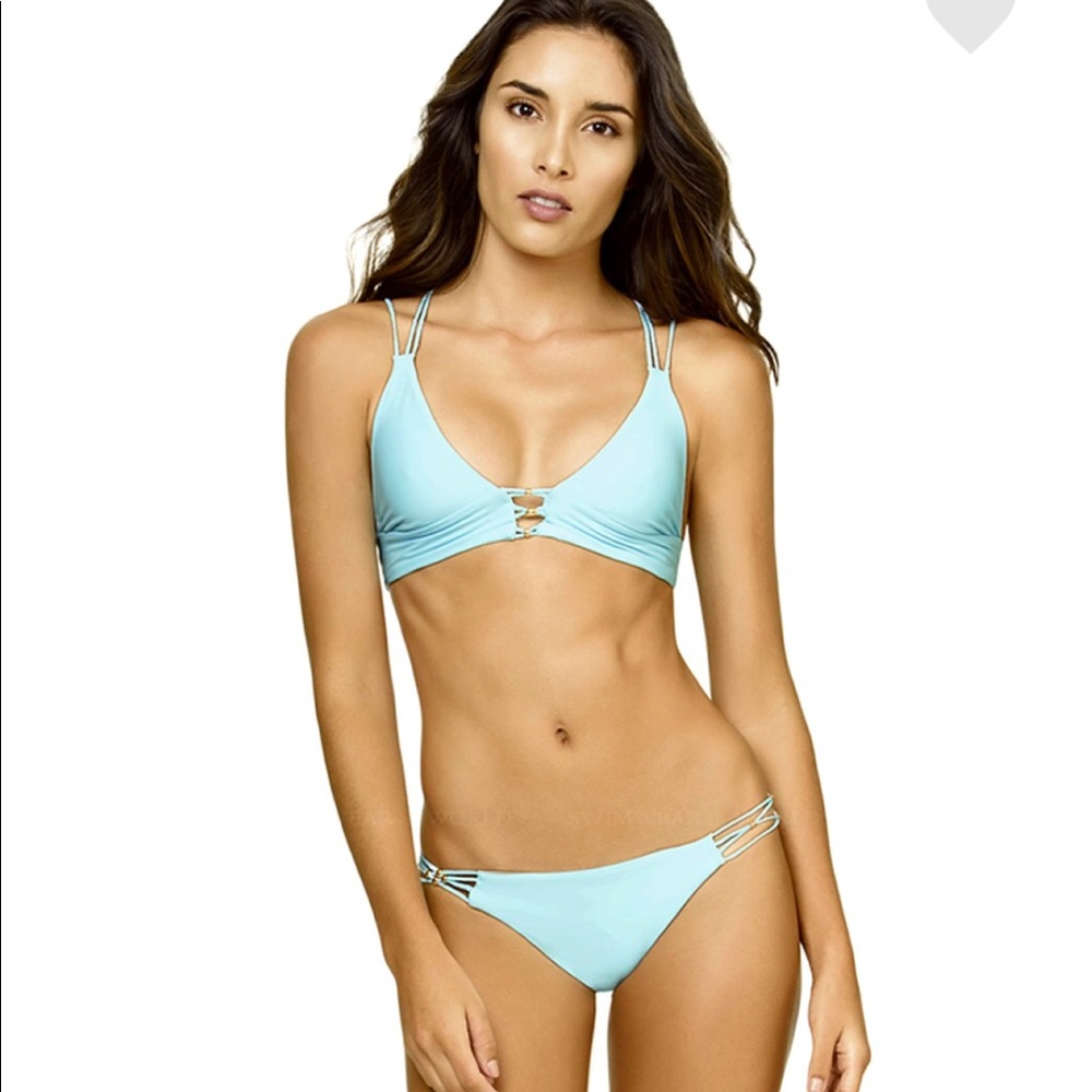 ISO pilqyQ bikini size small